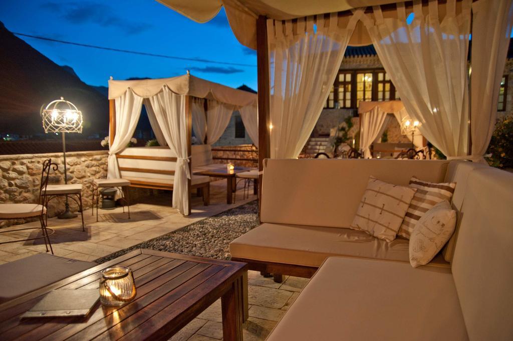 Hotel Archontiko Hatzipanayioti 4*