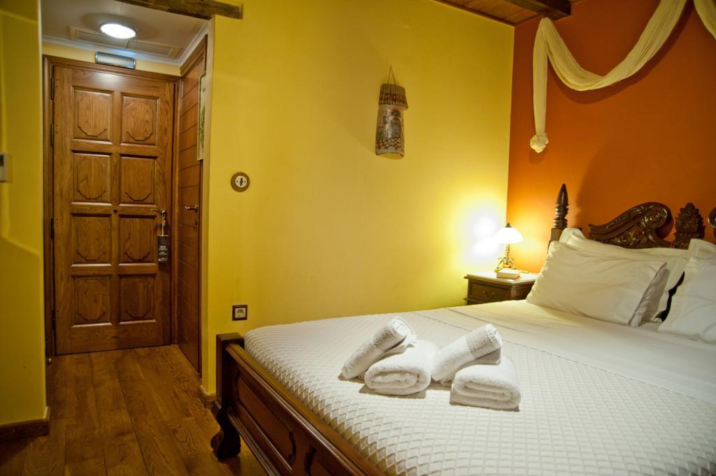 Hotel Archontiko Hatzipanayioti 4*