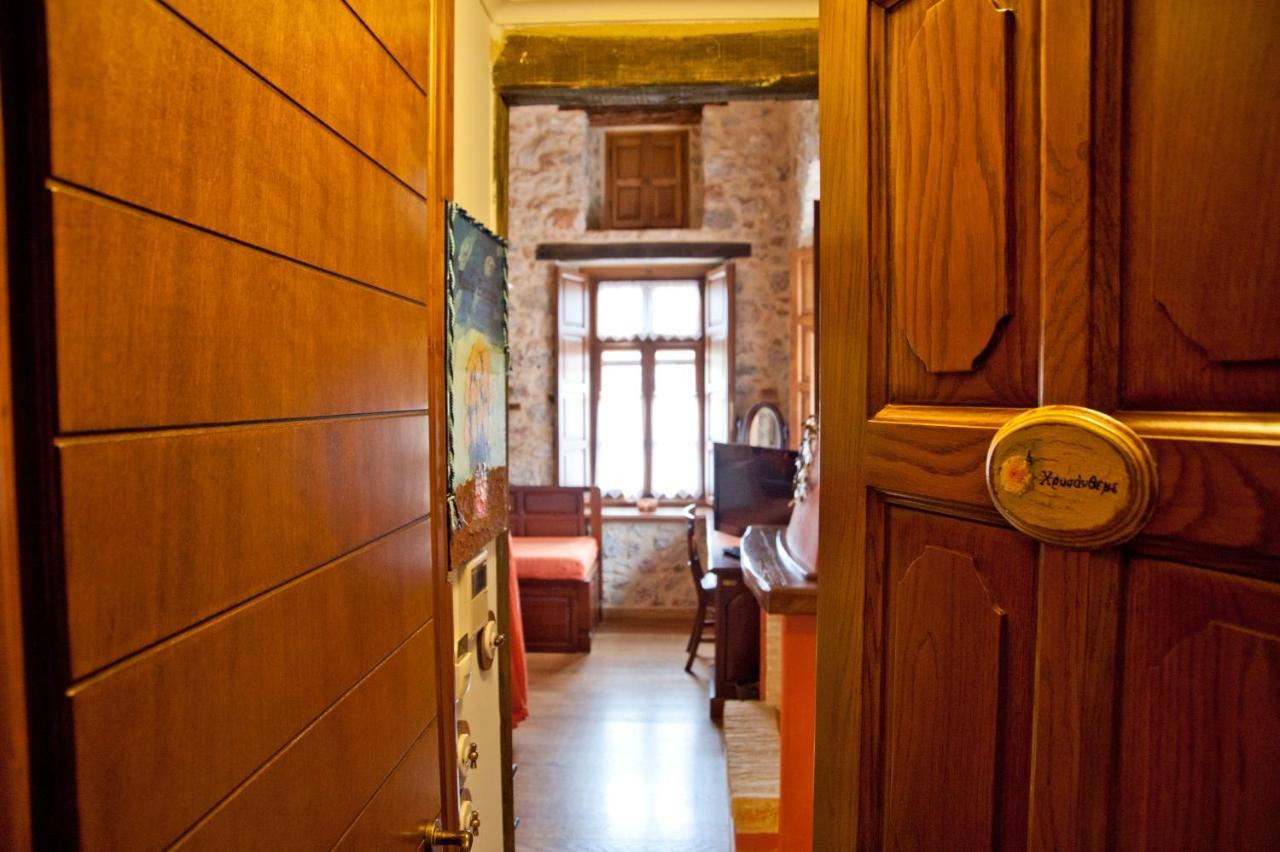 Hotel Archontiko Hatzipanayioti 4*